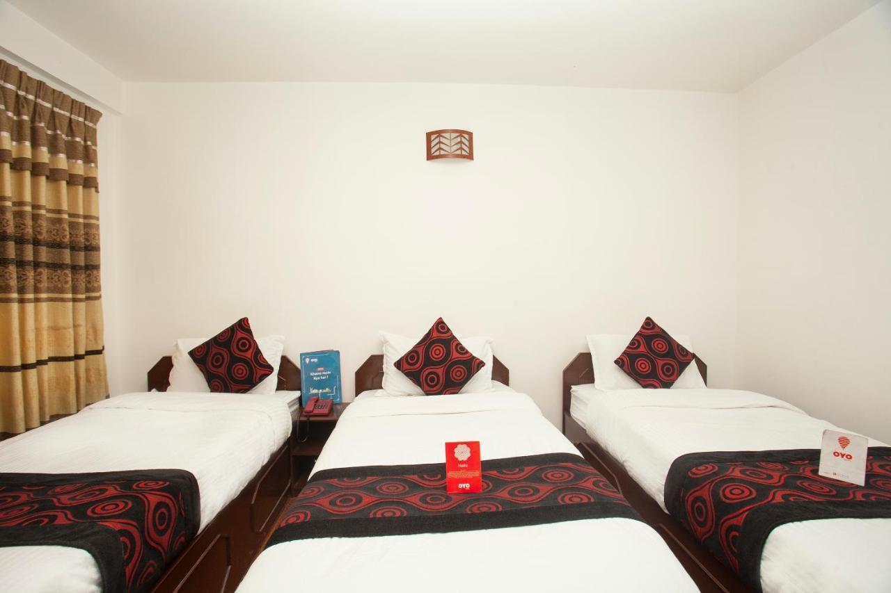 Oyo 175 Hotel Felicity Kathmandu Esterno foto