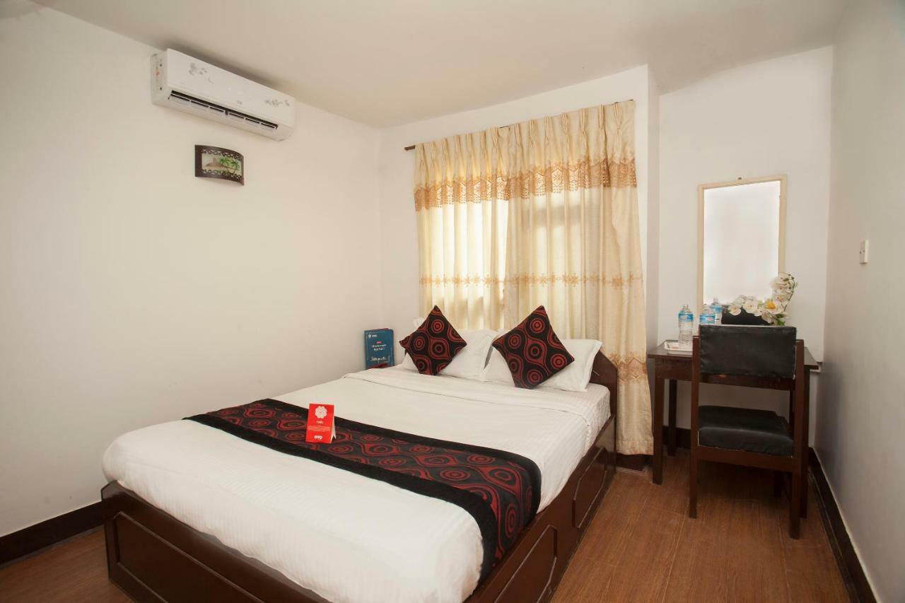 Oyo 175 Hotel Felicity Kathmandu Esterno foto