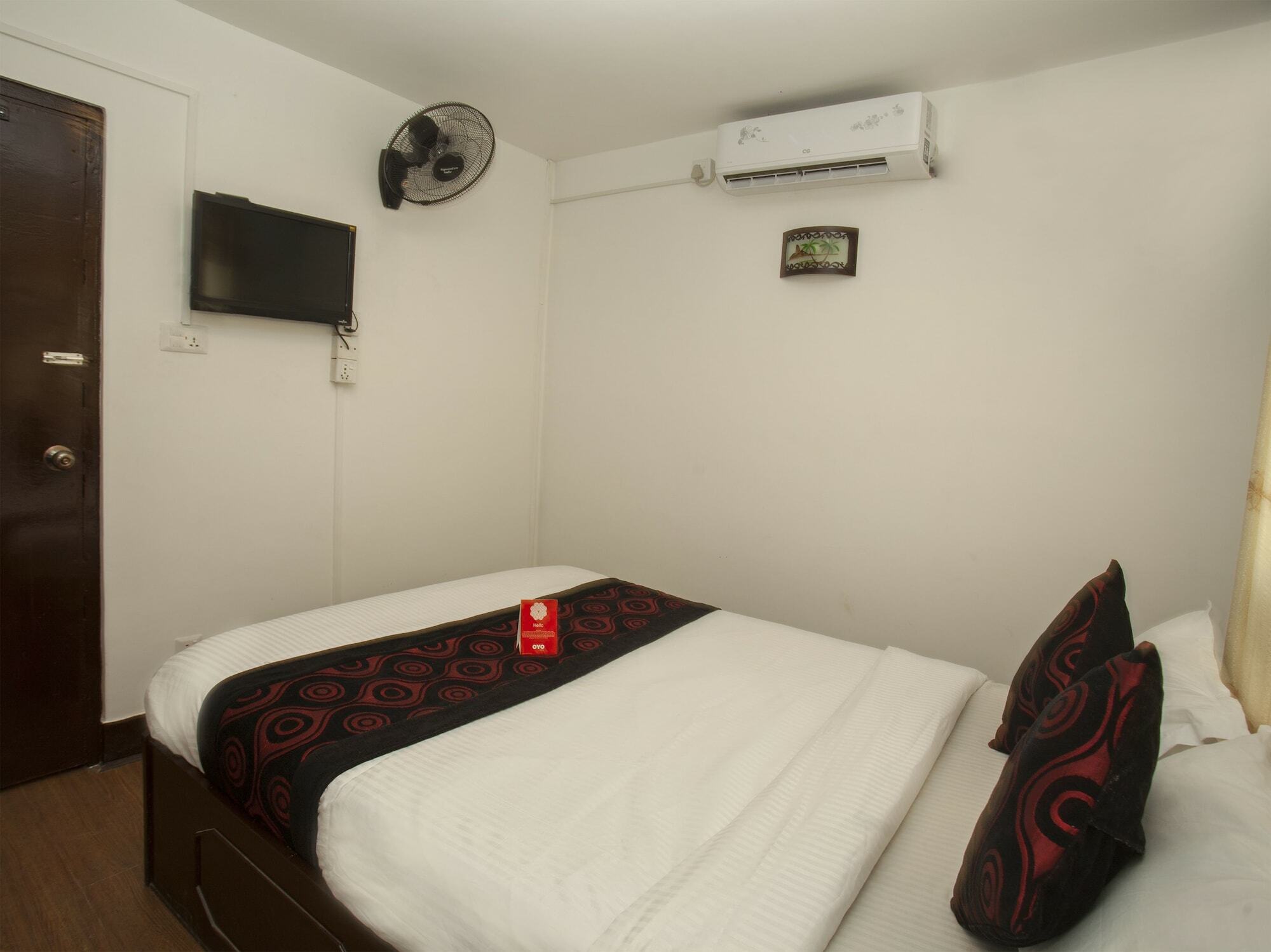 Oyo 175 Hotel Felicity Kathmandu Esterno foto