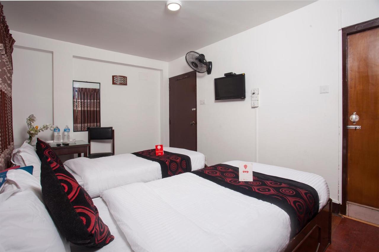 Oyo 175 Hotel Felicity Kathmandu Esterno foto