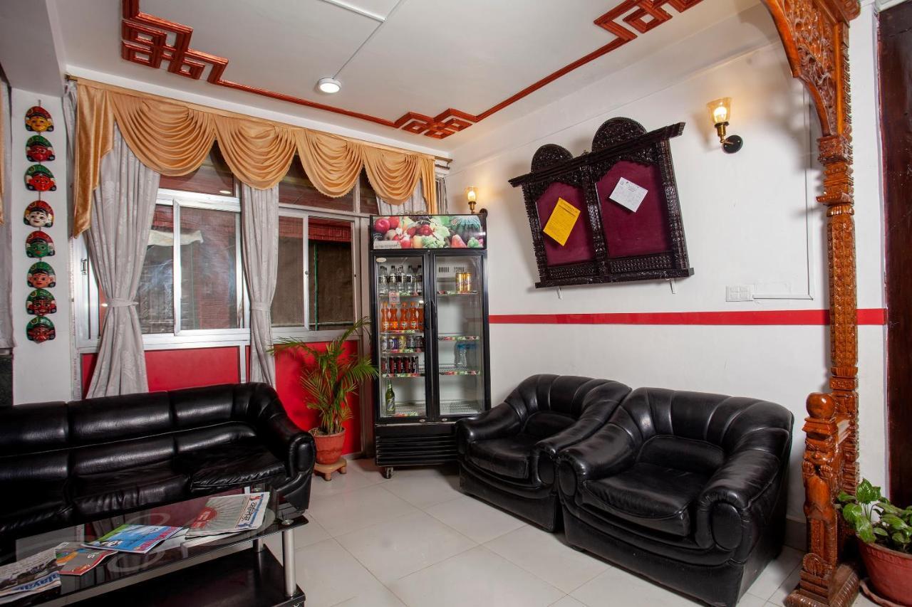 Oyo 175 Hotel Felicity Kathmandu Esterno foto